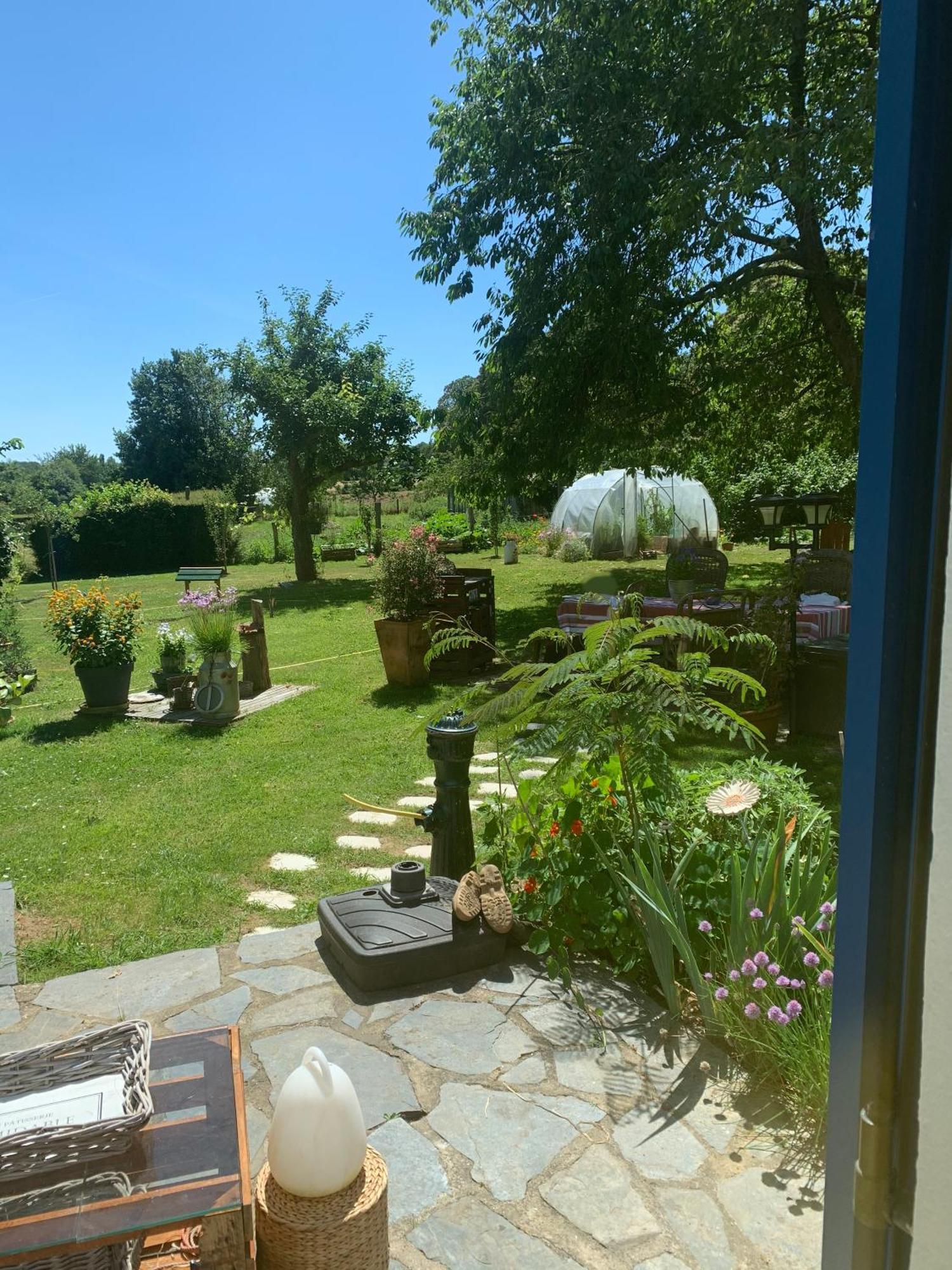 Maison Aux Volets Bleus Gasthof